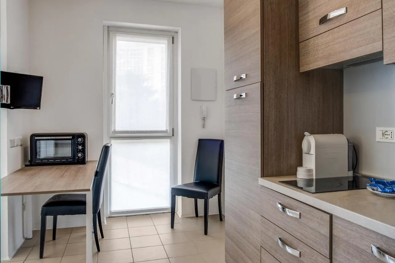 Myplace Padova Ospedale 0*,